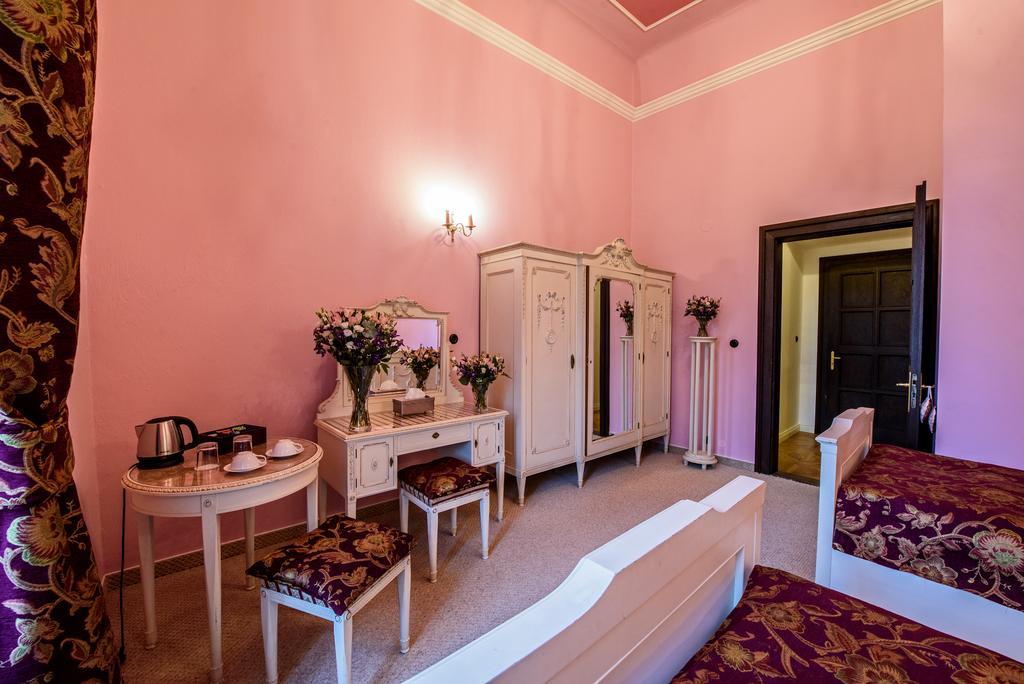 Chateau Hostacov Hotel Room photo